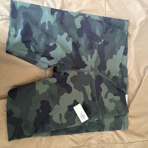 Old Navy camo petite leggings